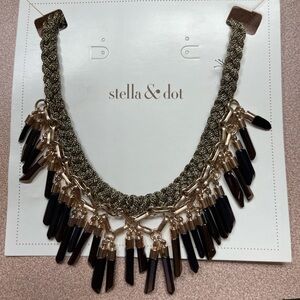 Necklace Stella and dot never worn